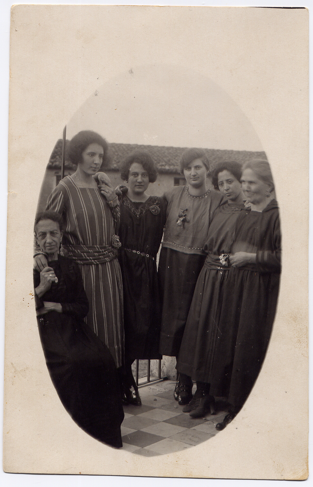 Gruppo di donne 1940