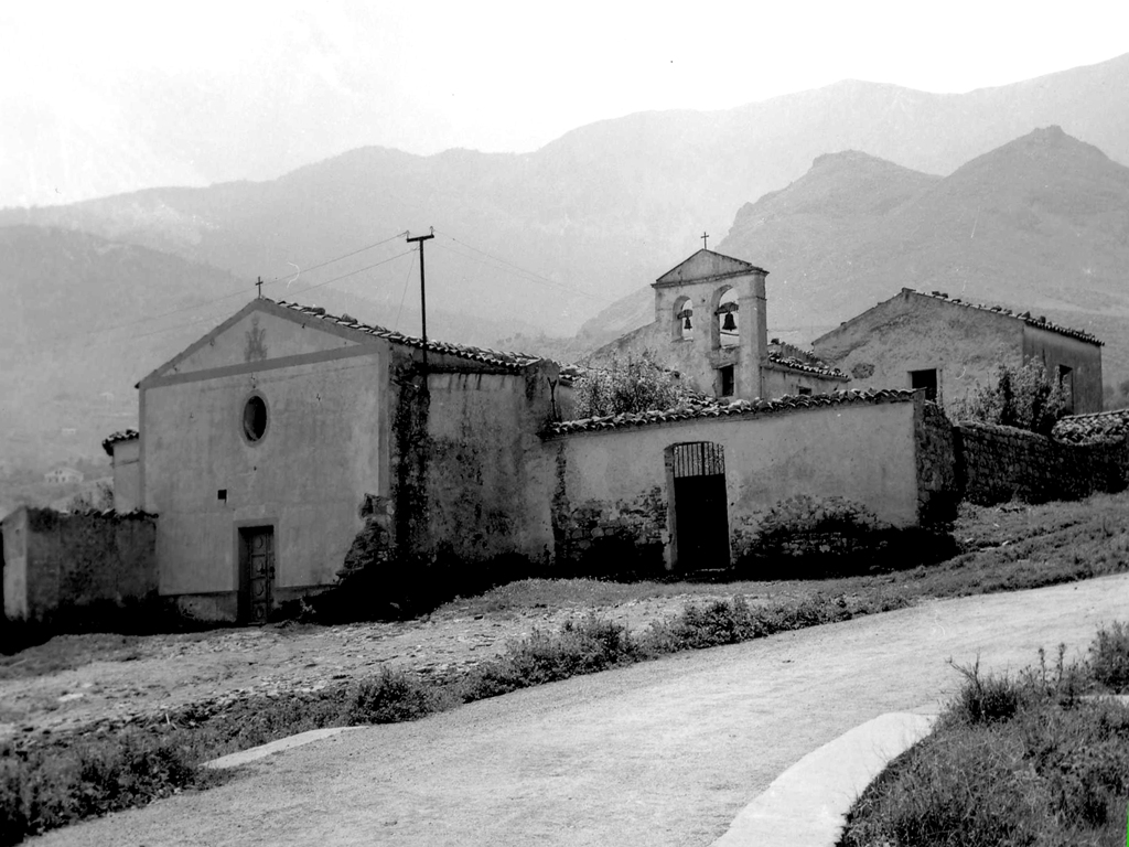 La santuzza (Chiesa di S .Maria delle Grazie) negli anni '70