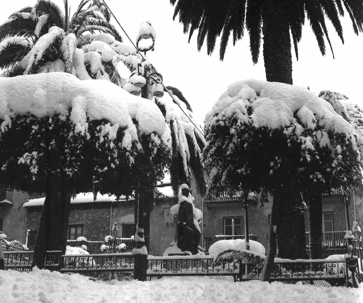 Piazza Parrcchia sotto la neve del '62