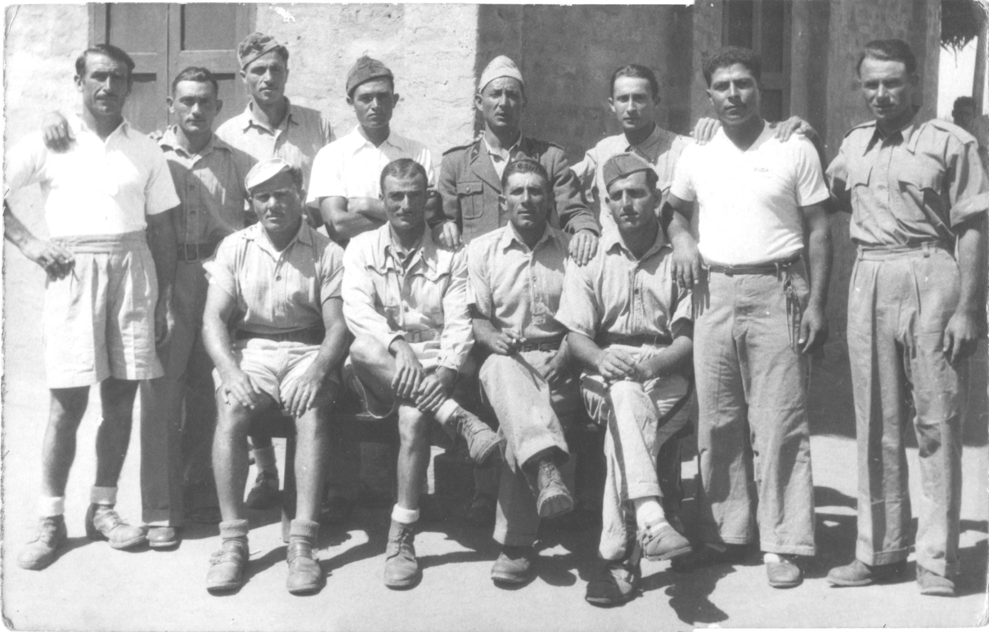 Soldati prigionieri 1942
