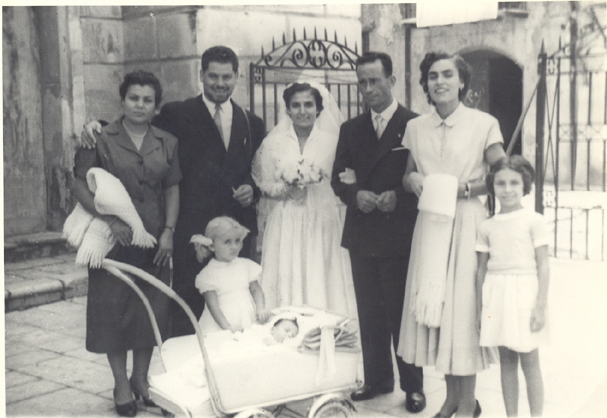 Foto sul sacrato - 1954