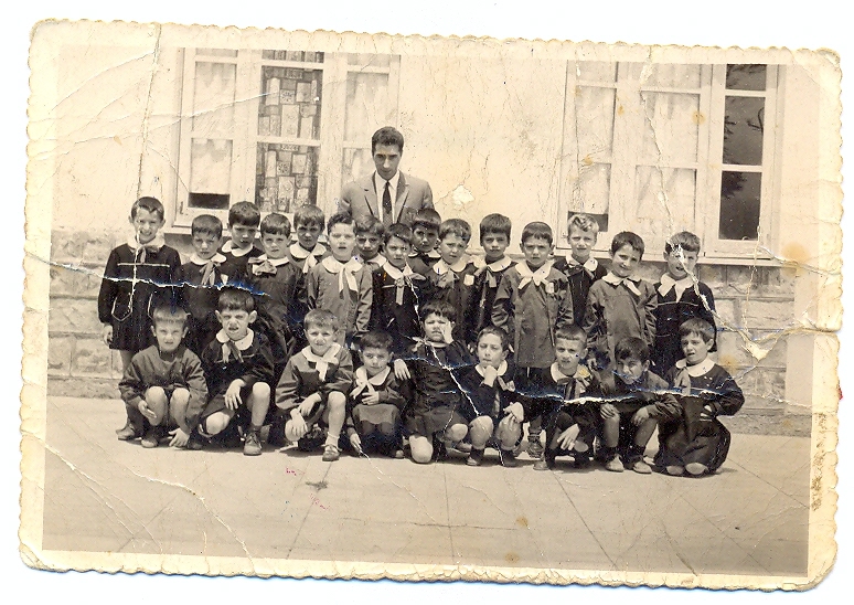 Classe I elementare con il maestro Santi Cucco.1967/68