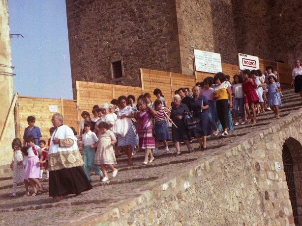 Processione del "battesimo di Maria"