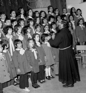 Coro dei bambini scuola elementare, 1971