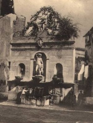 La fontana della Venere Ciprea durante gli anni 20 del '900