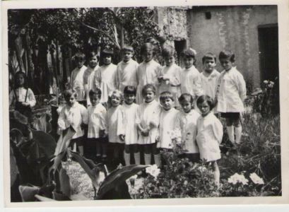 Gruppo bambini di asilo. Giugno 1972