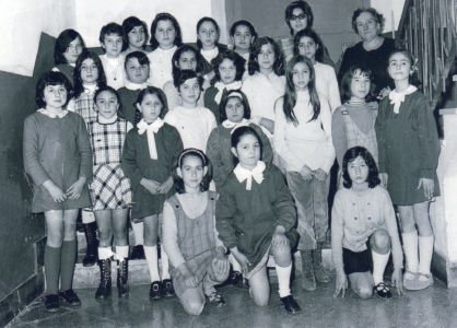 Classe V femminile della Maestra Ricotta -  8 giugno 1971